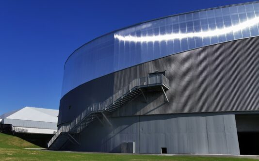 Escalier de secours métallique pour le vélodrome couvert de Bretagne | Renouard